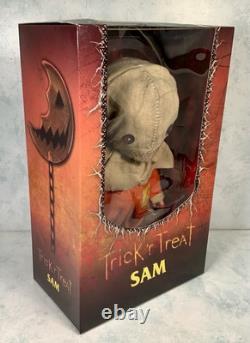 Figurine d'action Mega Scale Horror Sam de Mezco Trick'R Treat 15 pouces Rare