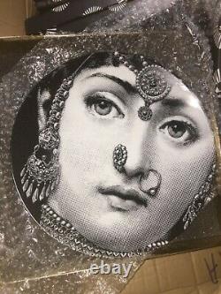 Fornasetti Wall Plate Authentique Italie Nouveaut En Box Rare Collectible Vente 1 Gauche