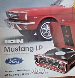 ION Ford Mustang LP 4-en-1 Platine tourne-disque USB Système de divertissement Rare Neuf dans la boîte