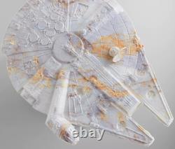 Kith x Star Wars Millennium Falcon Ship Paperweight (RARE, Neuf dans la boîte)