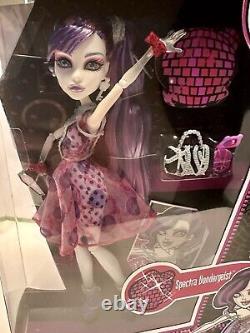 Monster High 'Dot Dead Gorgeous' SPECTRE VONDERGEIST Rare Neuf dans la boîte