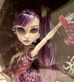 Monster High 'Dot Dead Gorgeous' SPECTRE VONDERGEIST Rare Neuf dans la boîte