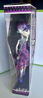 Monster High 'Dot Dead Gorgeous' SPECTRE VONDERGEIST Rare Neuf dans la boîte