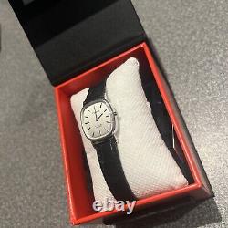 Montre de luxe pour femmes Tissot Stylist très rare, neuve et emballée.