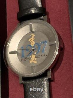 Montre pour hommes ultra rare de la cérémonie de rétrocession de Hong Kong de 1997, neuve avec boîte et papiers.