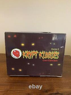 New Krypt Kiddies Series 3 Rare Vile-ette Avec Des Cornes Jamais Retirées De La Boîte