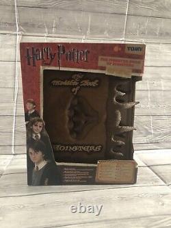 Nouveau livre des monstres de Harry Potter Gardez-le en sécurité Tomy Rare Nouvelle boîte scellée