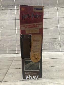 Nouveau livre des monstres de Harry Potter Gardez-le en sécurité Tomy Rare Nouvelle boîte scellée