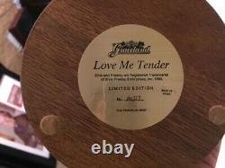 Ornement de grand dôme en verre 'Love Me Tender' d'Elvis Extrêmement Rare - NEUF DANS SA BOÎTE