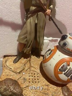 Rare Disney Store Rey & BB-8 Figure Statue Édition Limitée 700 Nouvelle Boîte Lumineuse