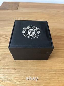 Regardez les 19 titres de championnat de Manchester United. Rare. Édition limitée. En boîte. Non porté.