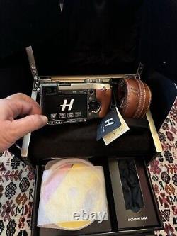 SUPER RARE HASSELBLAD LUNAR LIMITED POLISHED CHROME Appareil Photo Numérique NOUVEAU EN BOÎTE