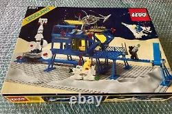 SUPER RARE Nouveau (boîte ouverte) LEGO Espace 6971 Base de Commandement Inter-Galactique 1984