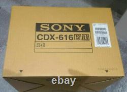 Sony CDX 616 Changeur de CD. Kit complet dans sa boîte d'origine. Tout neuf. Rare sur eBay.