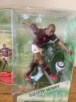 Thierry Henry Soccerserie 2 figurine Support à jouet Nouvelle boîte Article de collection rare