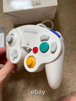 Tout nouveau contrôleur Nintendo GameCube blanc officiel, super rare et dans sa boîte d'origine.