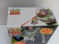 Toy Story Power Punch Mattel Buzz Lightyear RARE Neuf Scellé dans sa Boîte ENVOI GRATUIT