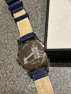 Très rare Times Sq. Édition limitée 127/500 Montre pour hommes Tout neuf dans sa boîte