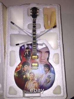 V. RARE Elvis Guitare Lumineuse 'Rockin' Through the Years' NEUVE DANS SA BOÎTE