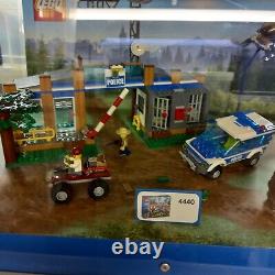 V-rare Lego Grand Magasin Affichage City Forest Police Station 4440 Lights Sound