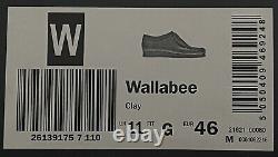 Wallabee en argile de Clark, taille 11. Tout neuf, dans sa boîte. Rare, difficile à trouver. Collectible.